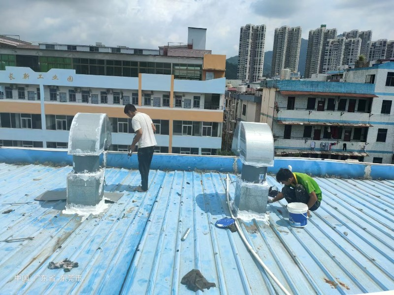 驿城钢结构屋面涂料维修方法